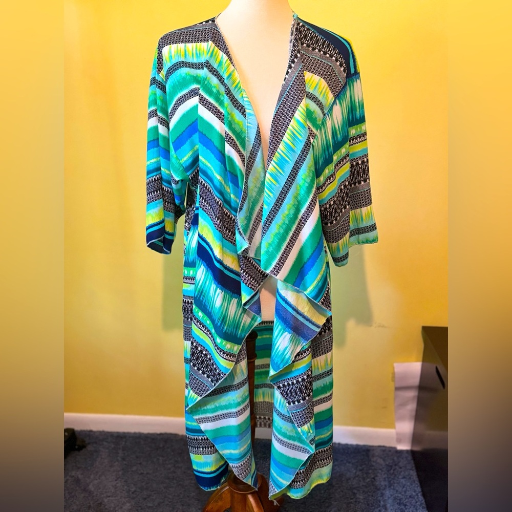 Lularoe Cover up (Shirley?) Size Medium